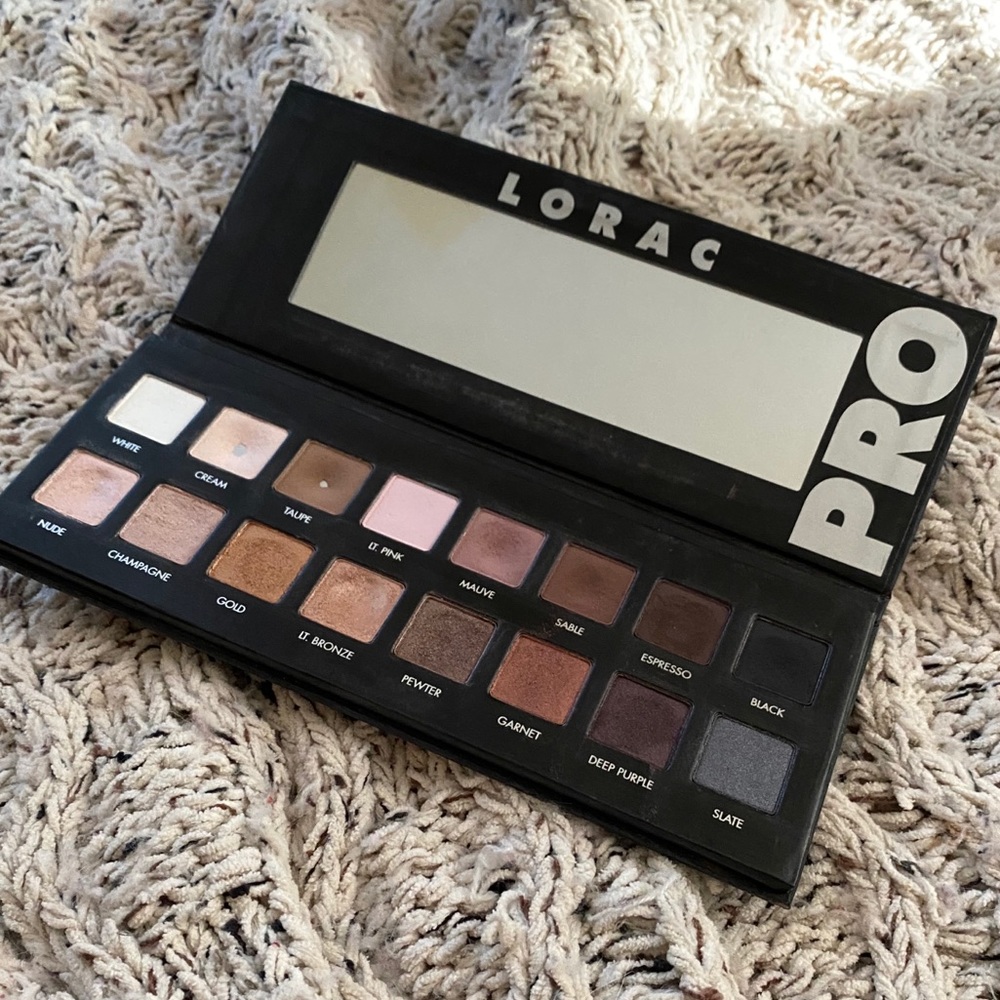 LORAC PRO 🖤